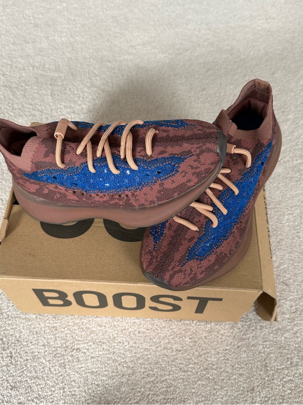 adidas Men's Maroon Knit Sneakers with Electric Blue Detail